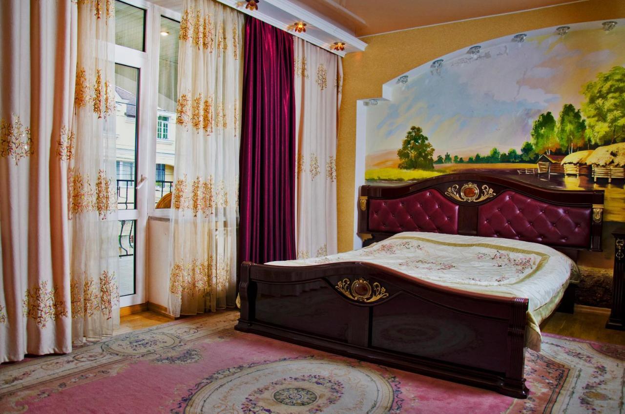 Hotel Ezio Kişinev Oda fotoğraf